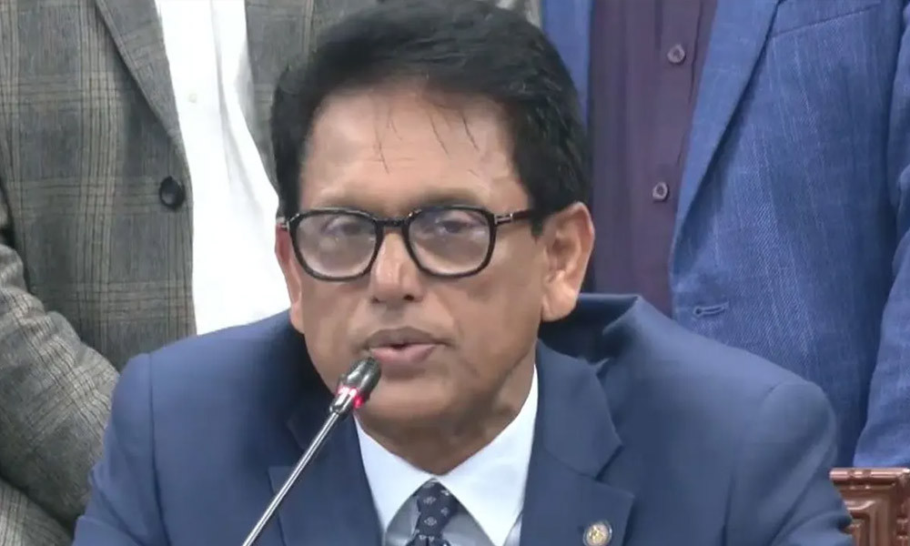 ‘দুই উপায়ে স্কুলের ক্লাস চলমান রাখা নিয়ে আলোচনা চলছে’