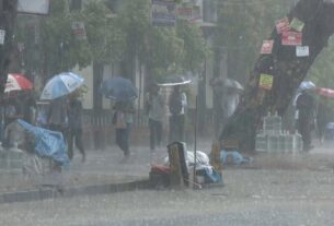 ৭ বিভাগে বজ্রসহ বৃষ্টি হতে পারে আজ