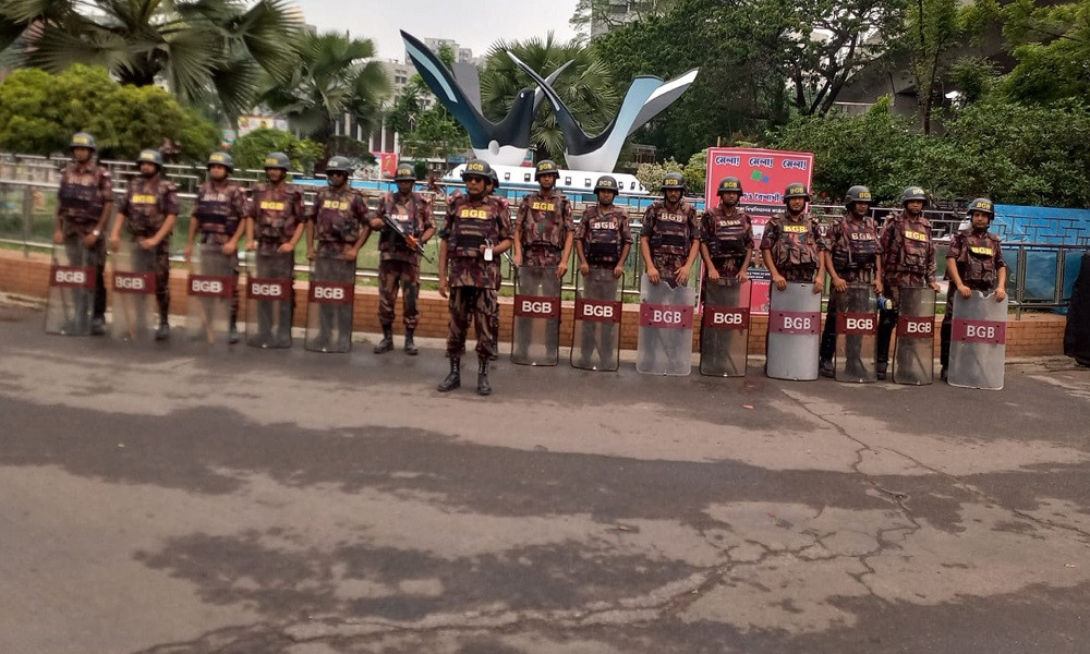 নববর্ষ উপলক্ষে ঢাকায় নিরাপত্তা জোরদার, ২০ প্লাটুন বিজিবি মোতায়েন