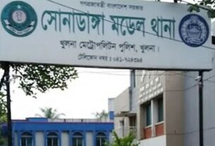 খুলনায় একই পরিবারের তিনজনকে হত্যা